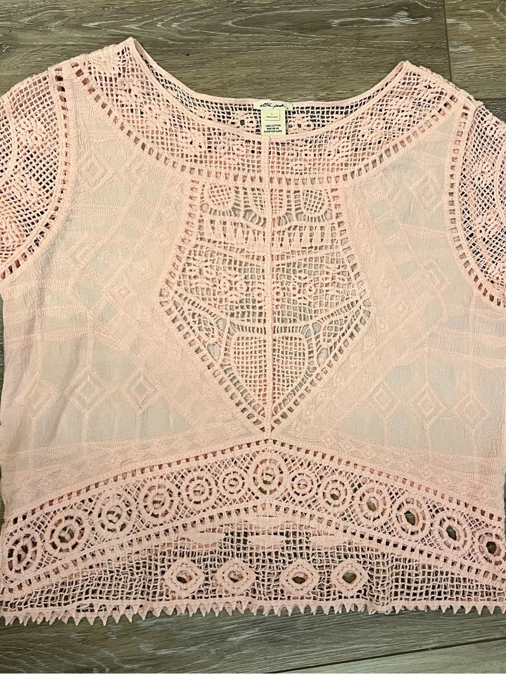 Ultra Pink Light Pink Crochet Lace Sleeveless Camisole